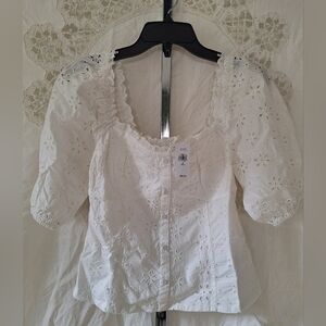 Gap NWT Puff Sleeve Eyelet Top Size S Tall